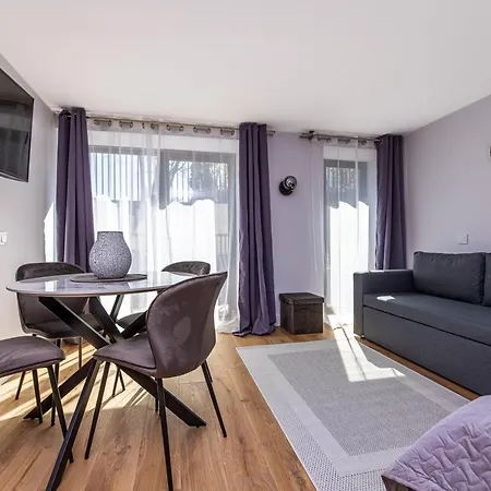 شقة Nauji Apartamentai Su Terasa Tik 300 Metru Iki Juros Palangos Centre Smilciu Gatveje