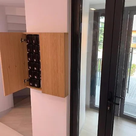 Nauji Apartamentai Su Terasa Tik 300 Metru Iki Juros Palangos Centre Smilciu Gatveje * パランガ