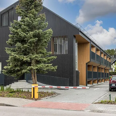 Nauji Apartamentai Su Terasa Tik 300 Metru Iki Juros Palangos Centre Smilciu Gatveje