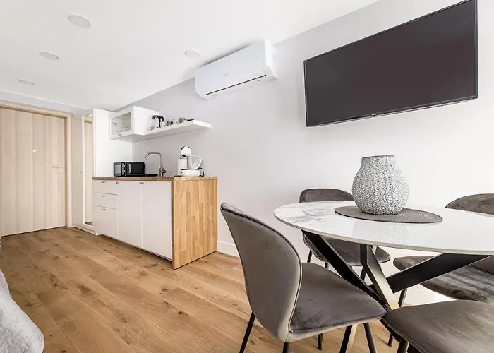 Apartament Nauji Apartamentai Su Terasa Tik 300 Metru Iki Juros Palangos Centre Smilciu Gatveje Połąga