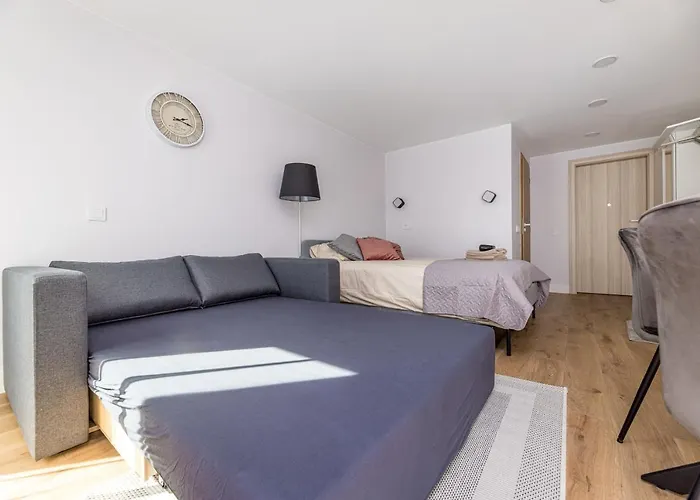 Nauji Apartamentai Su Terasa Tik 300 Metru Iki Juros Palangos Centre Smilciu Gatveje