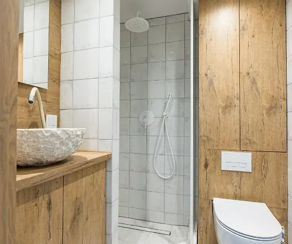 Nauji Apartamentai Su Terasa Tik 300 Metru Iki Juros Palangos Centre Smilciu Gatveje * パランガ