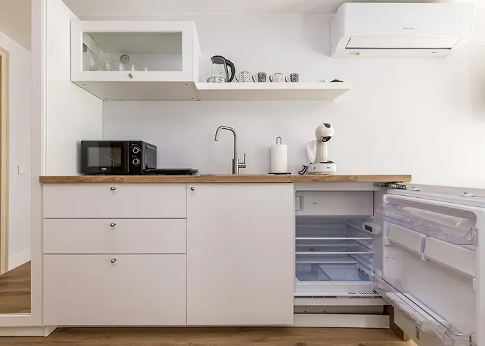 Apartament Nauji Apartamentai Su Terasa Tik 300 Metru Iki Juros Palangos Centre Smilciu Gatveje Połąga